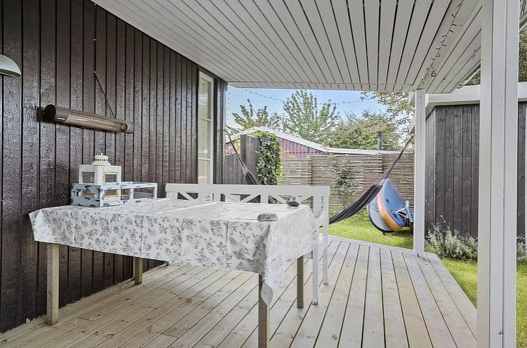 Vakantiehuis "Sinika" - 400m from the sea