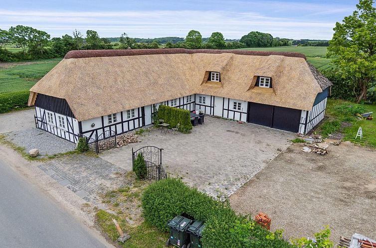 Appartement "Thessa" - 900m from the sea