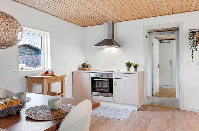 Vakantiehuis "Sampsa" - 350m from the sea