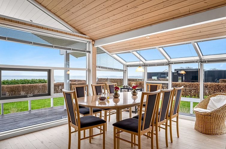 Vakantiehuis "Lien" - 100m from the sea
