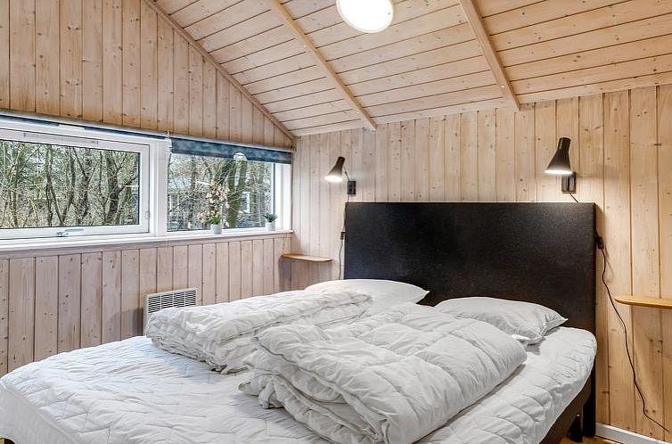Vakantiehuis "Melisa" - 28km from the sea