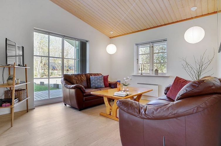 Vakantiehuis "Eryka" - 28km from the sea