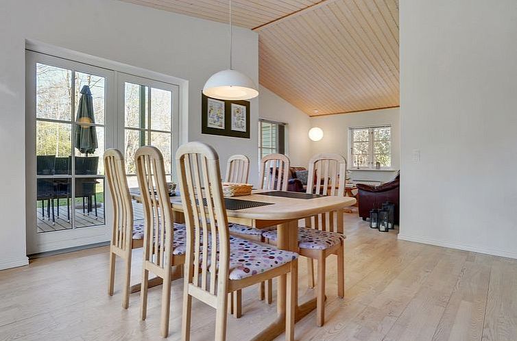 Vakantiehuis "Eryka" - 28km from the sea