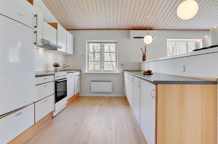 Vakantiehuis "Eryka" - 28km from the sea