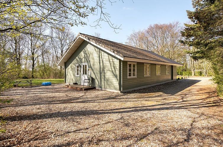 Vakantiehuis "Eryka" - 28km from the sea