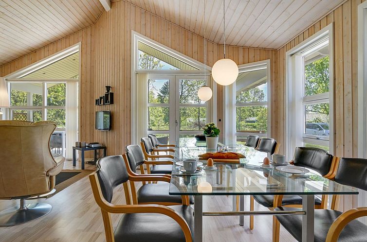 Vakantiehuis "Ebbi" - 36km from the sea