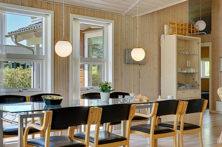 Vakantiehuis "Ebbi" - 36km from the sea