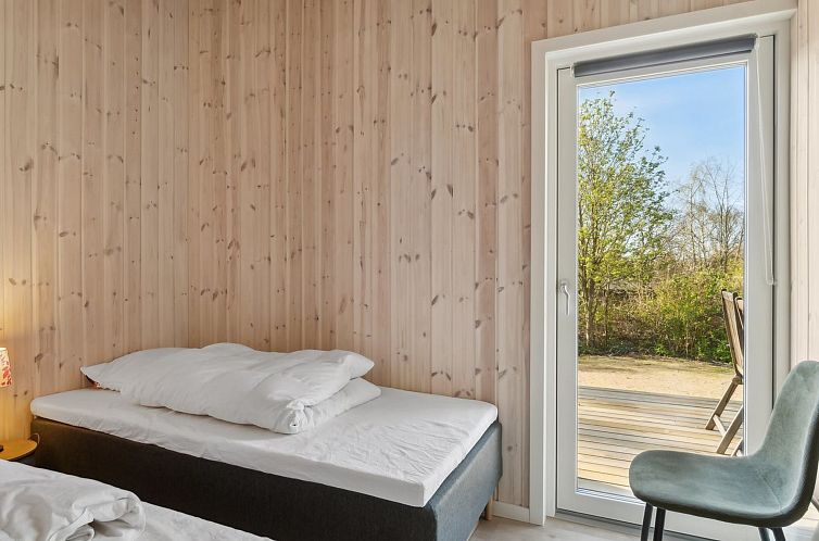 Vakantiehuis "Filip" - 1.2km from the sea