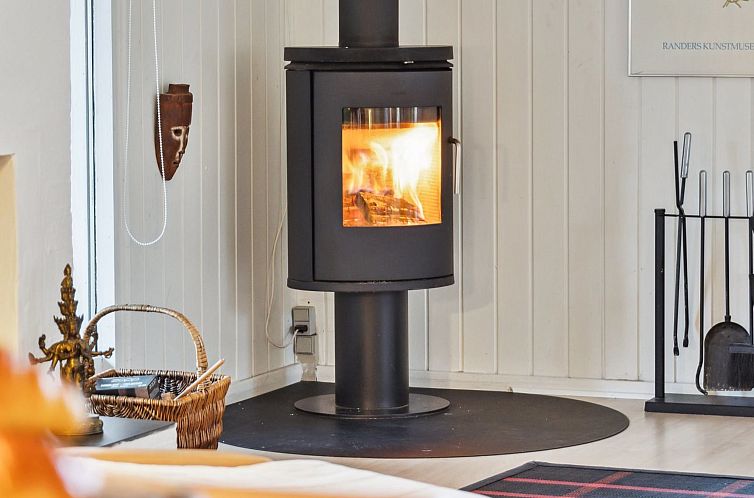 Vakantiehuis "Henryette" - 1.5km from the sea