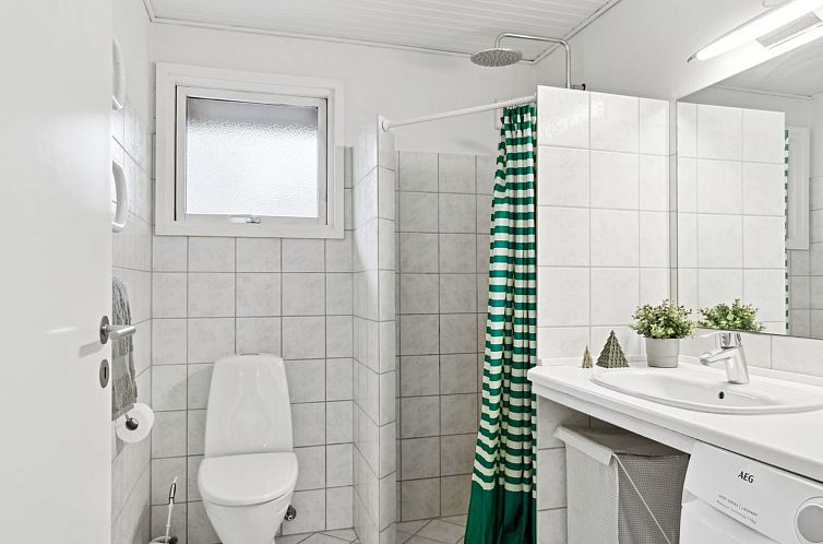 Vakantiehuis "Henryette" - 1.5km from the sea