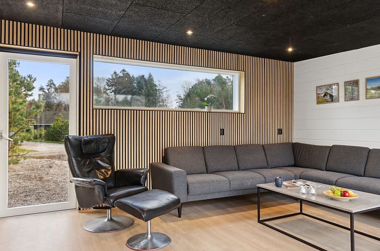 Vakantiehuis "Danske" - 6.8km from the sea