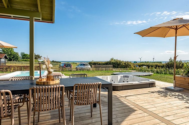 Vakantiehuis "Danja" - 1.7km from the sea