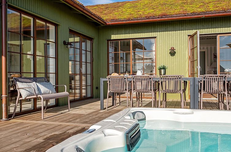 Vakantiehuis "Danja" - 1.7km from the sea