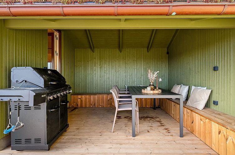Vakantiehuis "Danja" - 1.7km from the sea