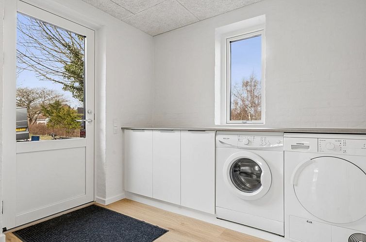 Vakantiehuis "Cyrill" - 2km from the sea