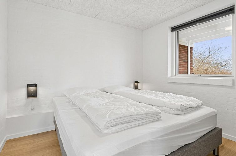 Vakantiehuis "Cyrill" - 2km from the sea