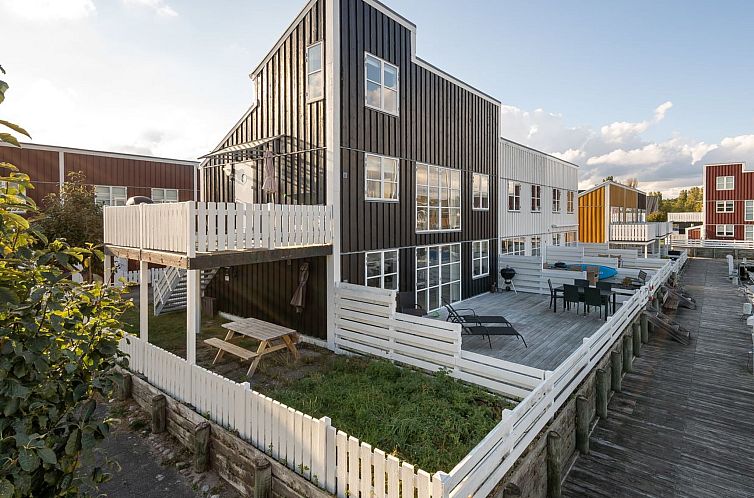 Vakantiehuis "Angret" - 200m from the sea