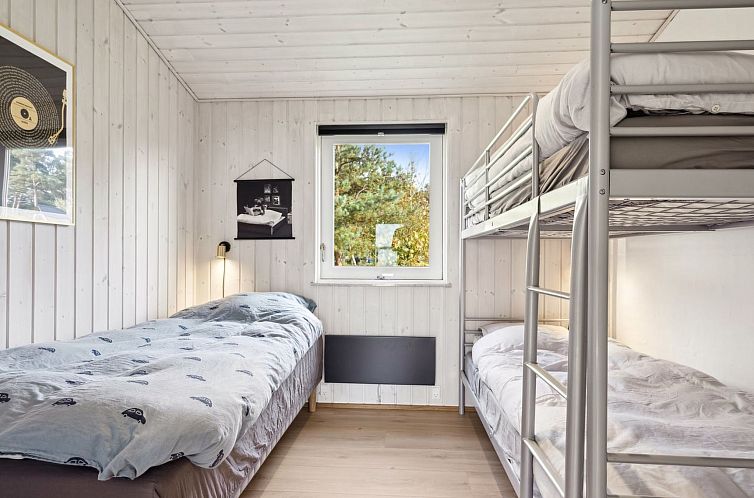 Vakantiehuis "Liesel" - 700m from the sea