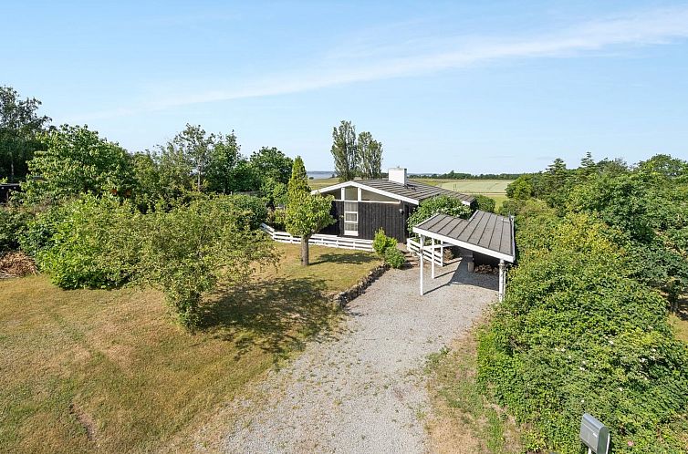 Vakantiehuis "Drine" - 700m from the sea