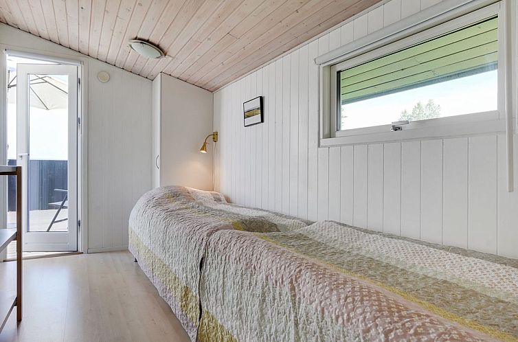 Vakantiehuis "Drine" - 700m from the sea