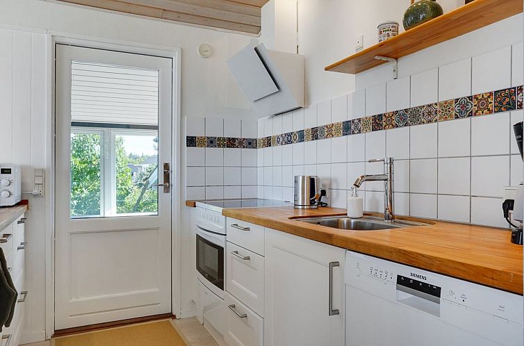 Vakantiehuis "Drine" - 700m from the sea