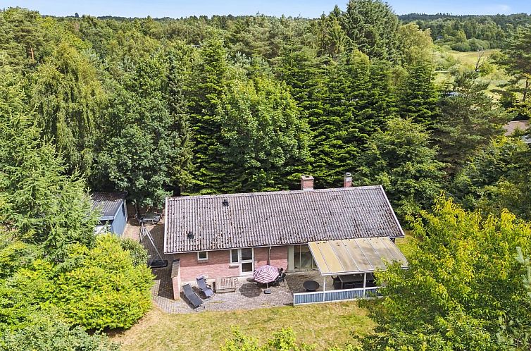 Vakantiehuis "Ingebrit" - 7km from the sea