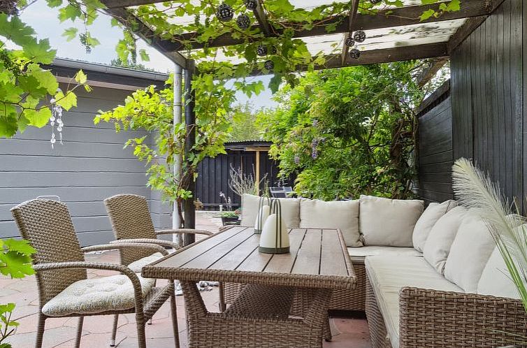 Vakantiehuis "Joseline" - 150m from the sea