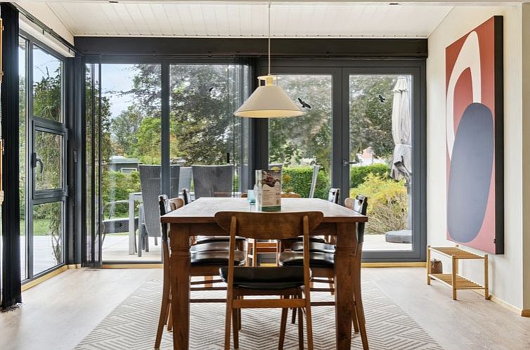 Vakantiehuis "Joseline" - 150m from the sea