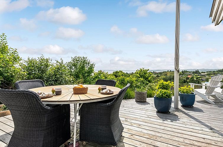 Vakantiehuis "Harda" - 800m from the sea