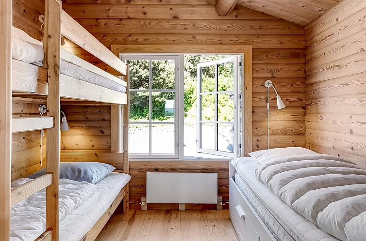 Vakantiehuis "Harda" - 800m from the sea