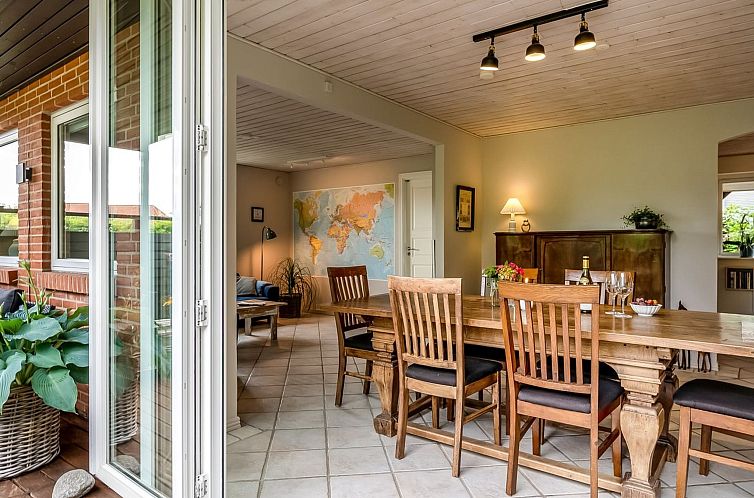 Vakantiehuis "Thiokk" - 500m from the sea