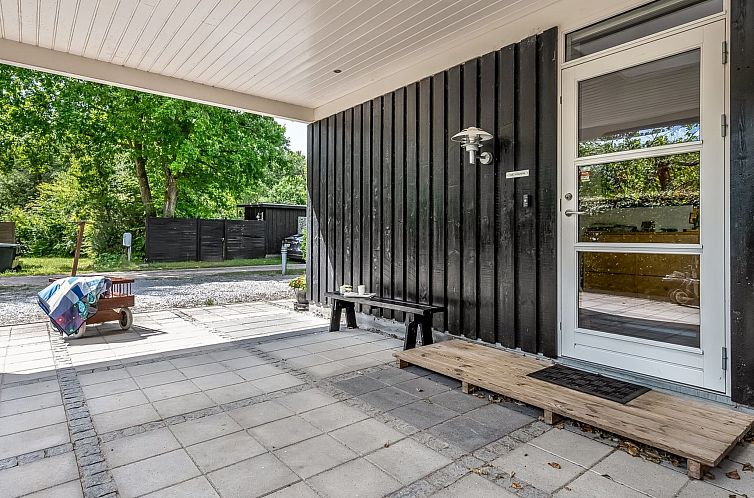 Vakantiehuis "Jyrki" - 100m from the sea