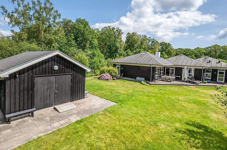 Vakantiehuis "Jyrki" - 100m from the sea