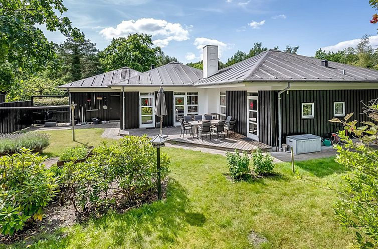 Vakantiehuis "Jyrki" - 100m from the sea