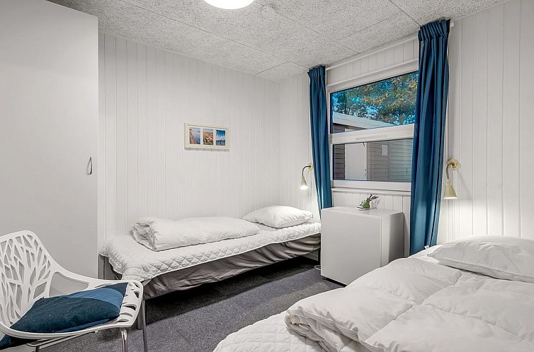 Vakantiehuis "Niels" - 1.3km from the sea