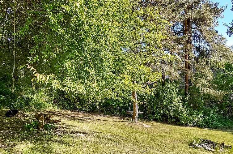 Vakantiehuis "Simjanka" - 800m from the sea