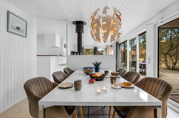 Vakantiehuis "Simjanka" - 800m from the sea