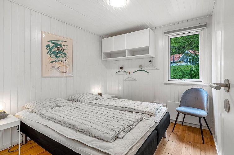 Vakantiehuis "Simjanka" - 800m from the sea