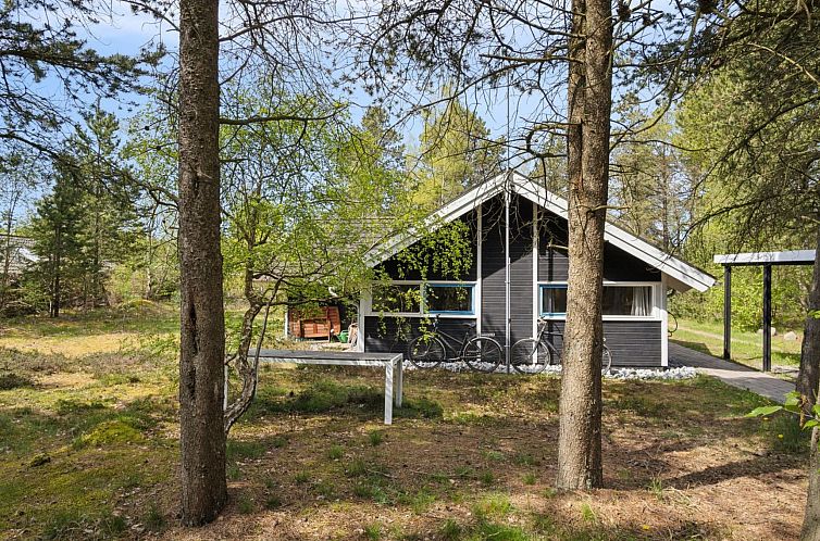 Vakantiehuis "Nonni" - 150m from the sea