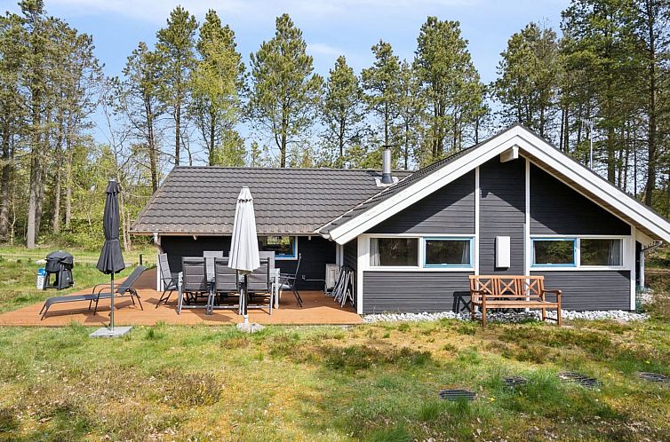 Vakantiehuis "Nonni" - 150m from the sea
