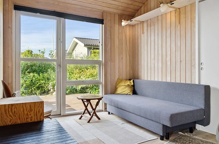 Vakantiehuis "Iivari" - 70m from the sea