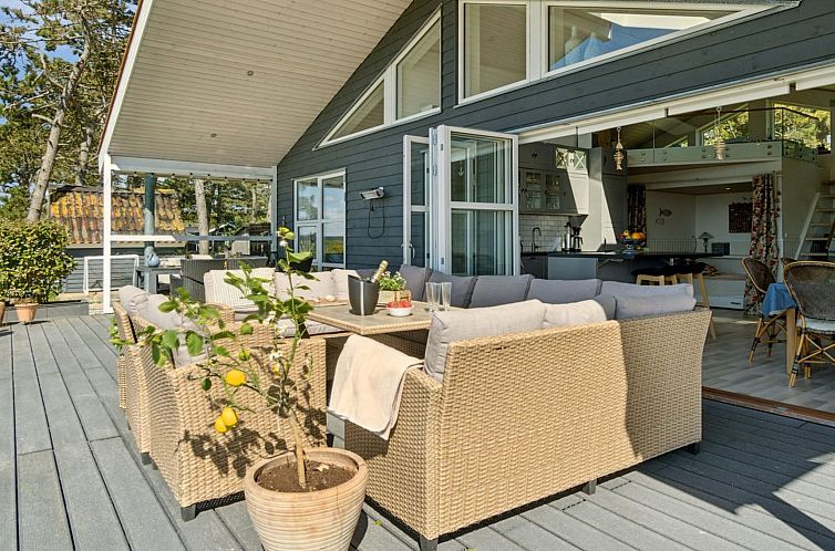 Vakantiehuis "Hening" - 50m from the sea