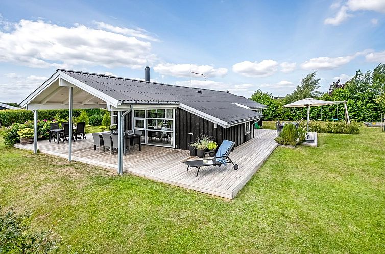 Vakantiehuis "Asko" - 350m from the sea