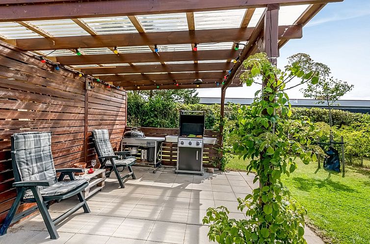Vakantiehuis "Asko" - 350m from the sea