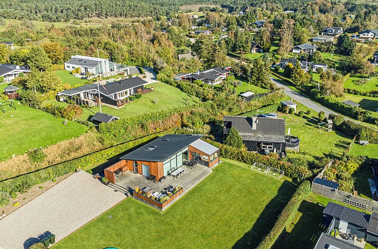 Vakantiehuis "Ljupka" - 800m from the sea