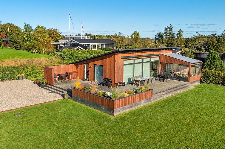 Vakantiehuis "Ljupka" - 800m from the sea