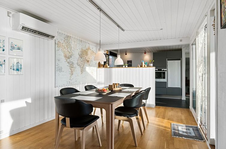 Vakantiehuis "Annesette" - 300m from the sea