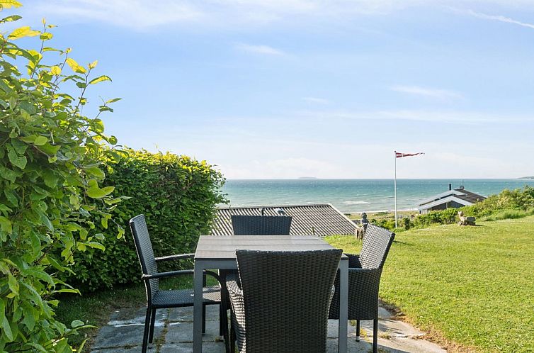 Vakantiehuis "Annesette" - 300m from the sea