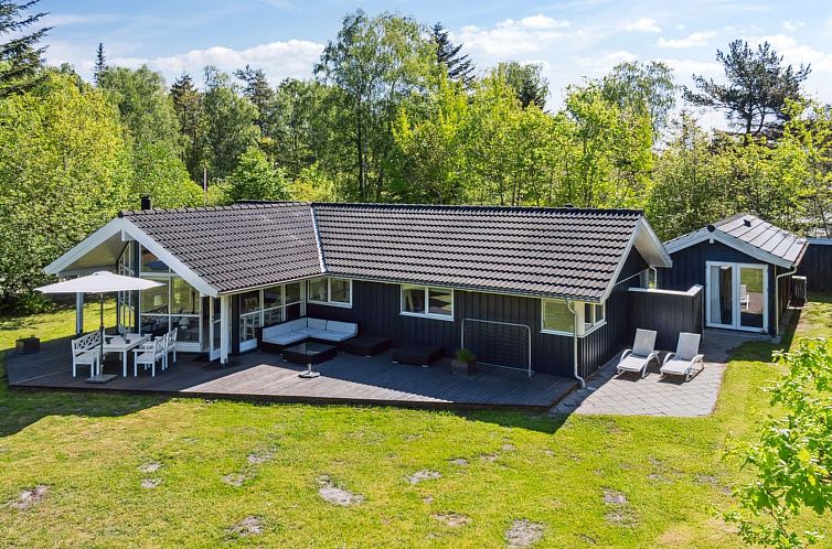 Vakantiehuis "Fatima" - 400m from the sea