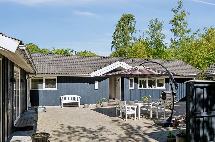 Vakantiehuis "Fatima" - 400m from the sea